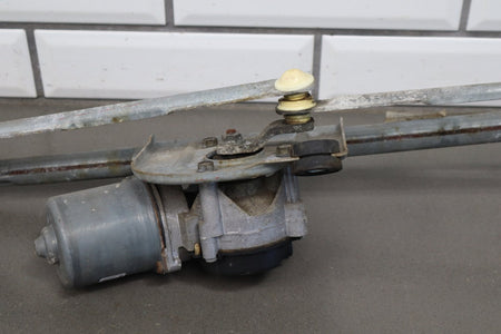2010-14 Ford Mustang GT Wiper Motor 8R3Z17508A W/Trans