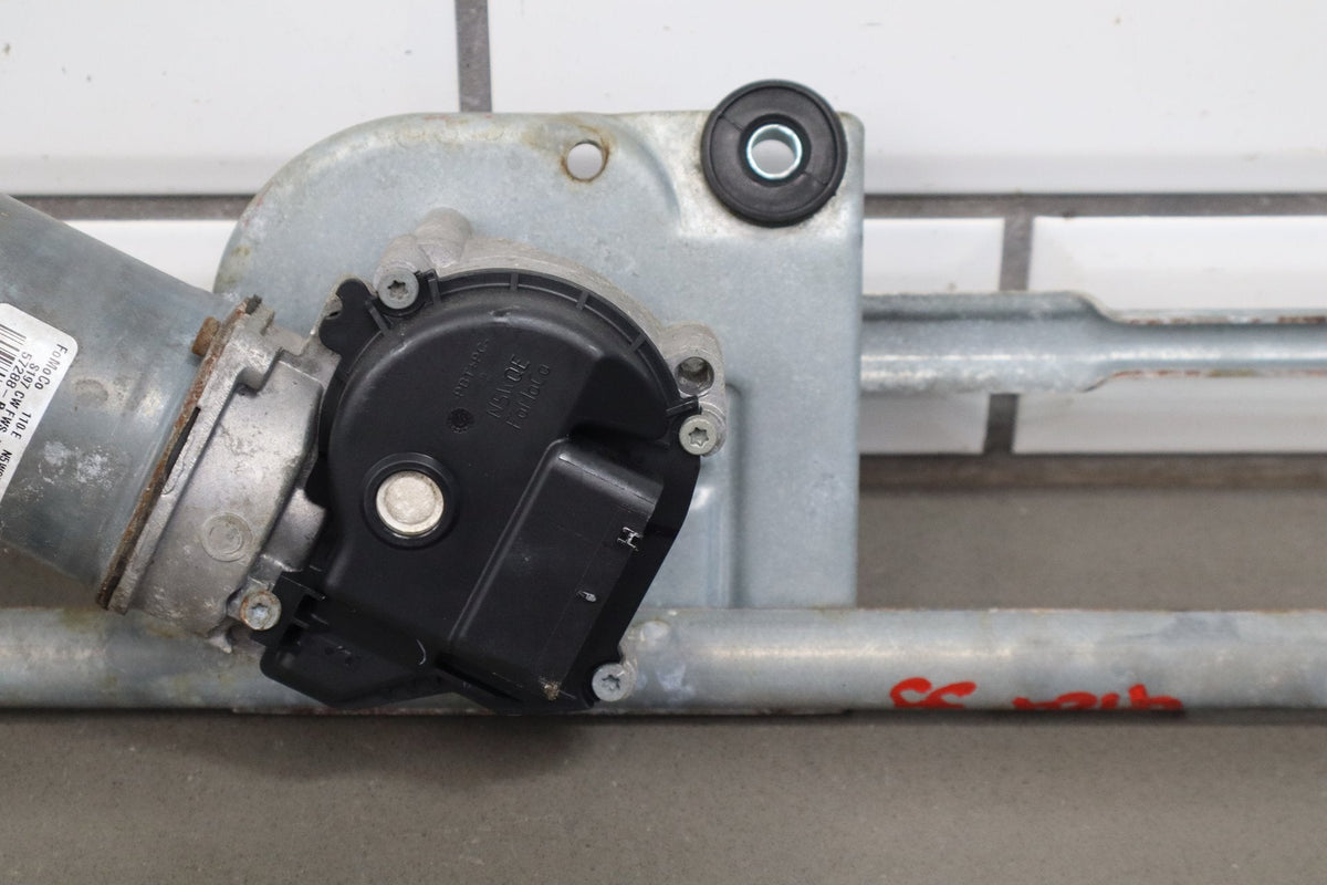 2010-14 Ford Mustang GT Wiper Motor 8R3Z17508A W/Trans