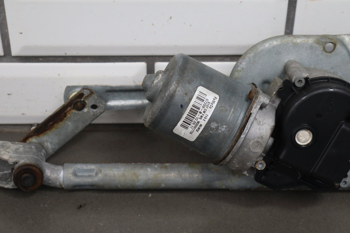 2010-14 Ford Mustang GT Wiper Motor 8R3Z17508A W/Trans