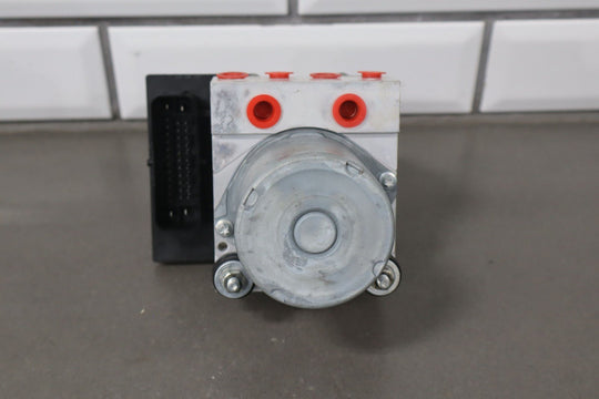 2010 - 2011 Chevy Camaro ABS Brake Pump/Module Assembly OEM