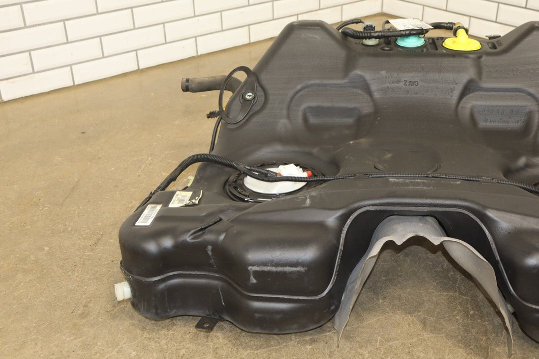 2010 - 2012 Chevrolet Camaro SS 6.2L V8 LS3 L99 Fuel Tank with Pump 22790878 OEM