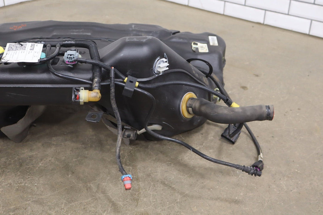 2010 - 2012 Chevrolet Camaro SS 6.2L V8 LS3 L99 Fuel Tank with Pump 22790878 OEM