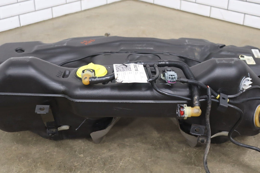 2010 - 2012 Chevrolet Camaro SS 6.2L V8 LS3 L99 Fuel Tank with Pump 22790878 OEM