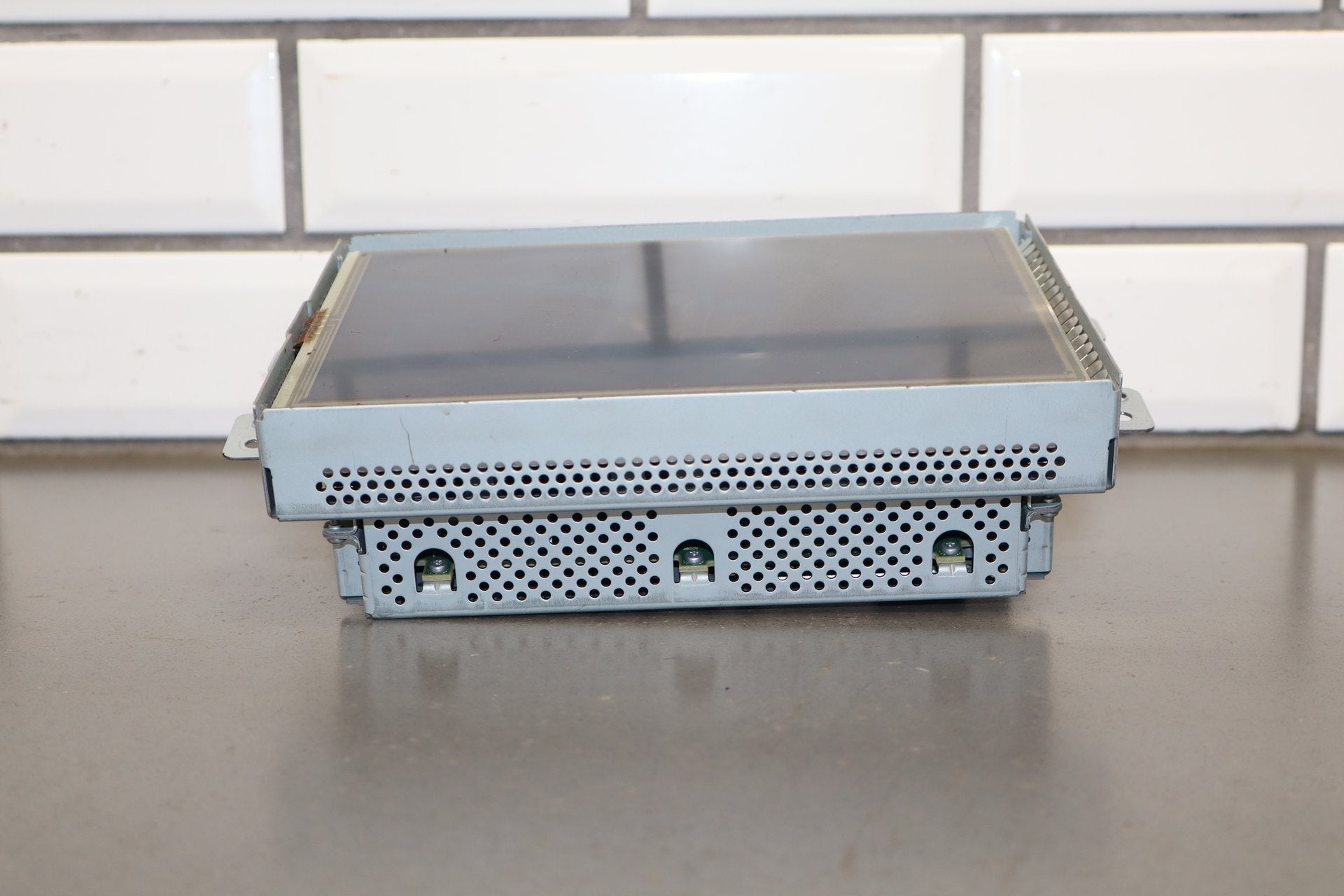2010-2012 Jaguar XJ Info/GPS/TV Digital Screen Display P/N: CW93-10E889-CB