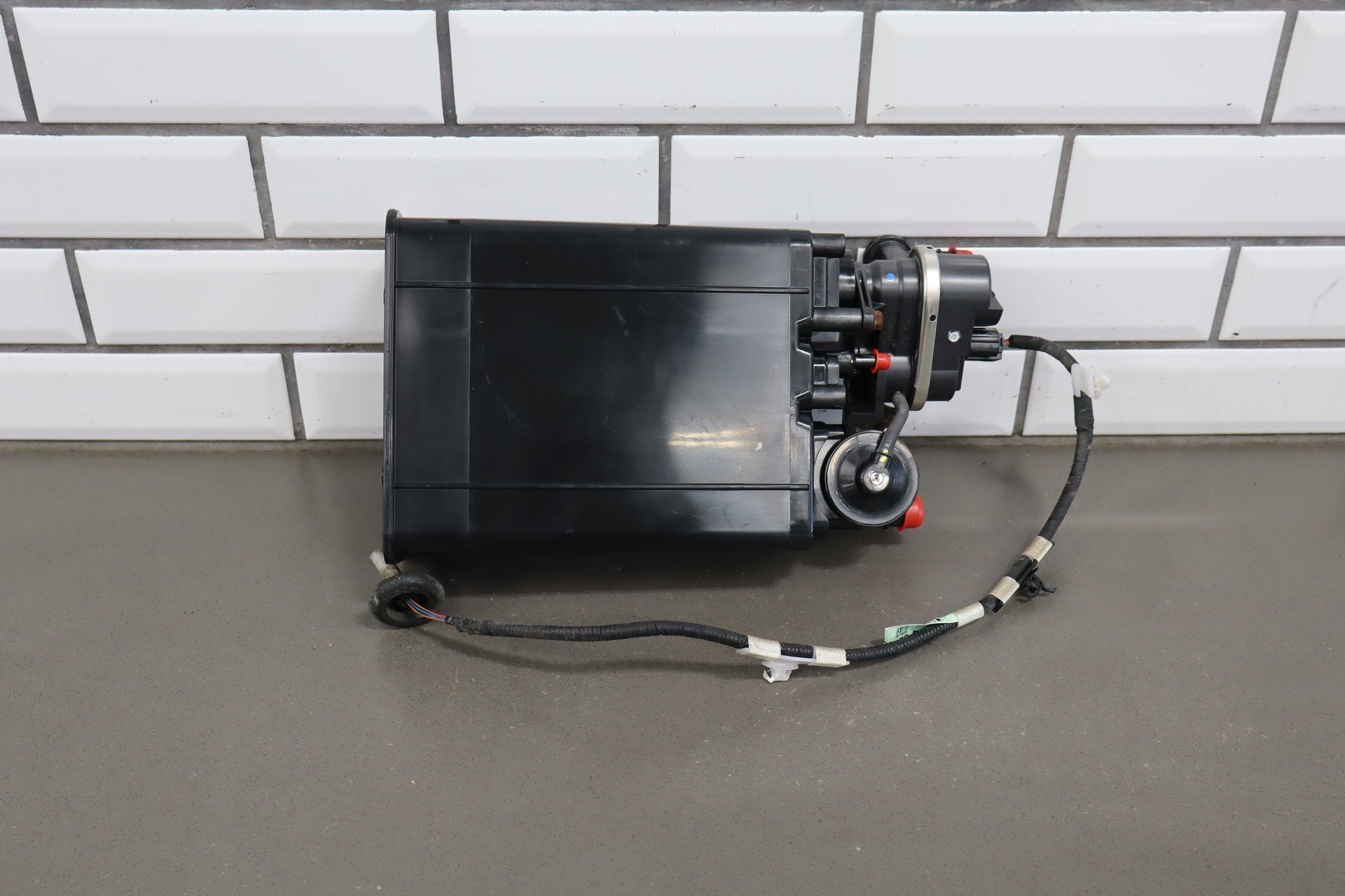 2010-2012 Lexus LS460 Evaporator Canister OEM