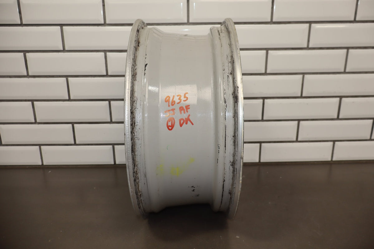 2010-2012 Toyota Sienna OEM 17x7 Split Spoke Alloy Wheel | Corrosion