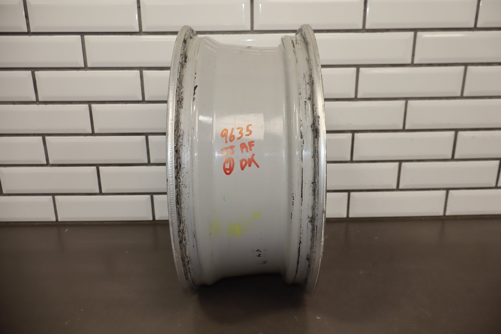 2010-2012 Toyota Sienna OEM 17x7 Split Spoke Alloy Wheel | Corrosion