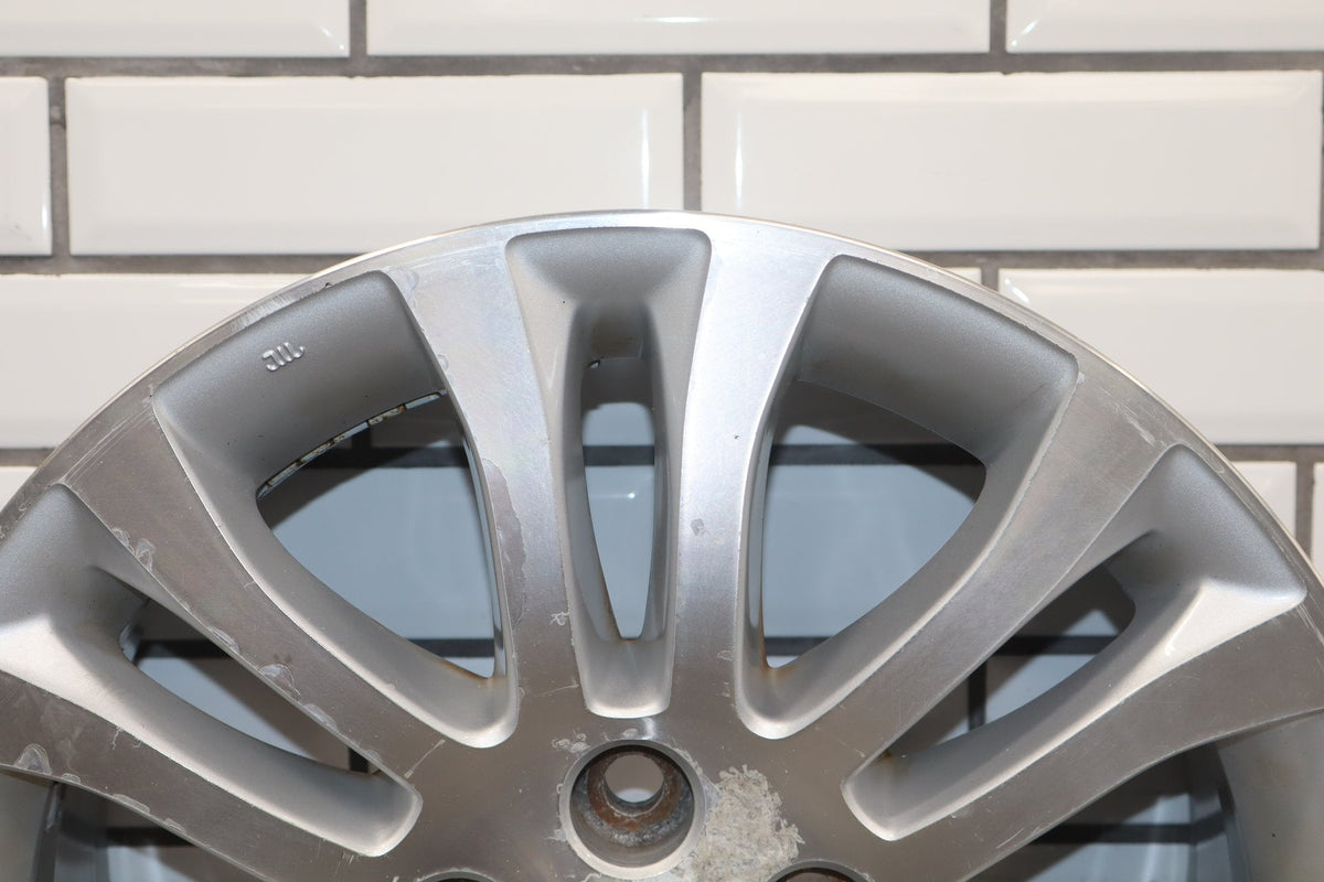 2010-2012 Toyota Sienna OEM 17x7 Split Spoke Alloy Wheel | Corrosion