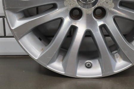 2010-2012 Toyota Sienna OEM 17x7 Split Spoke Alloy Wheel | Corrosion
