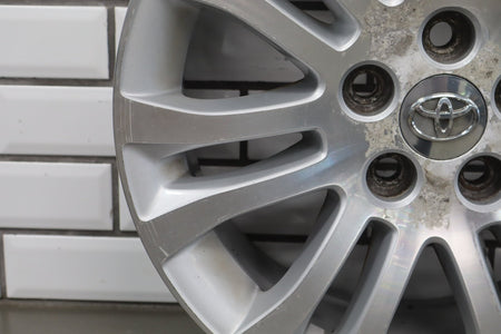 2010-2012 Toyota Sienna OEM 17x7 Split Spoke Alloy Wheel | Corrosion