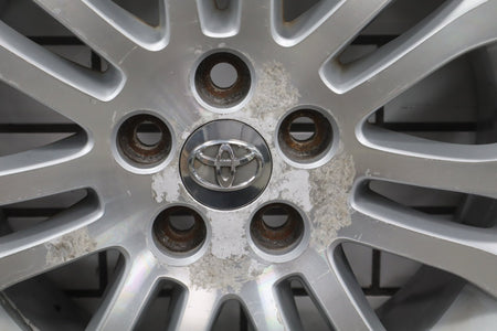 2010-2012 Toyota Sienna OEM 17x7 Split Spoke Alloy Wheel | Corrosion