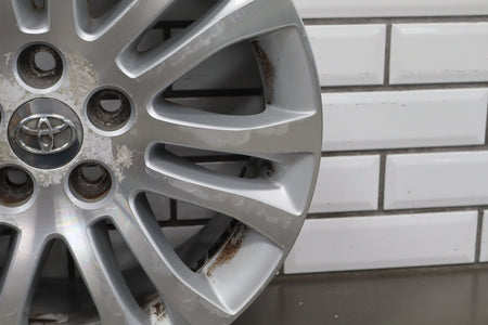 2010-2012 Toyota Sienna OEM 17x7 Split Spoke Alloy Wheel | Corrosion