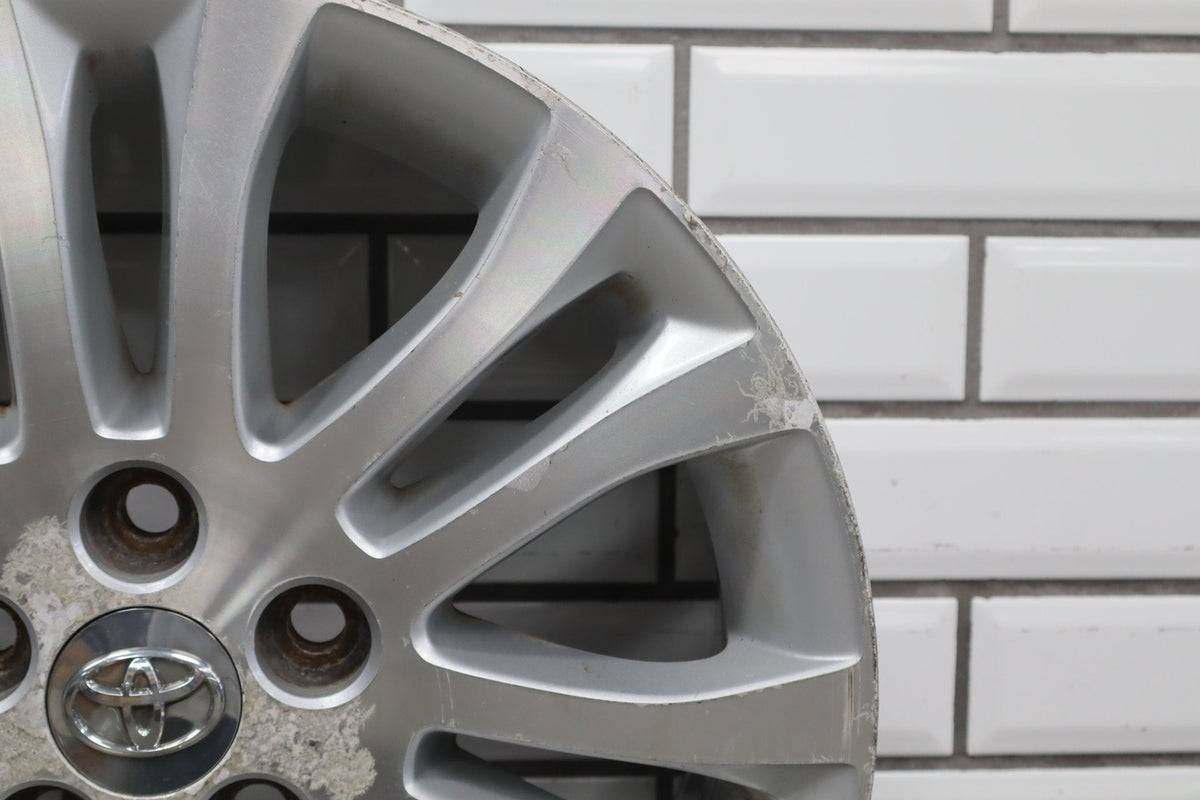 2010-2012 Toyota Sienna OEM 17x7 Split Spoke Alloy Wheel | Corrosion