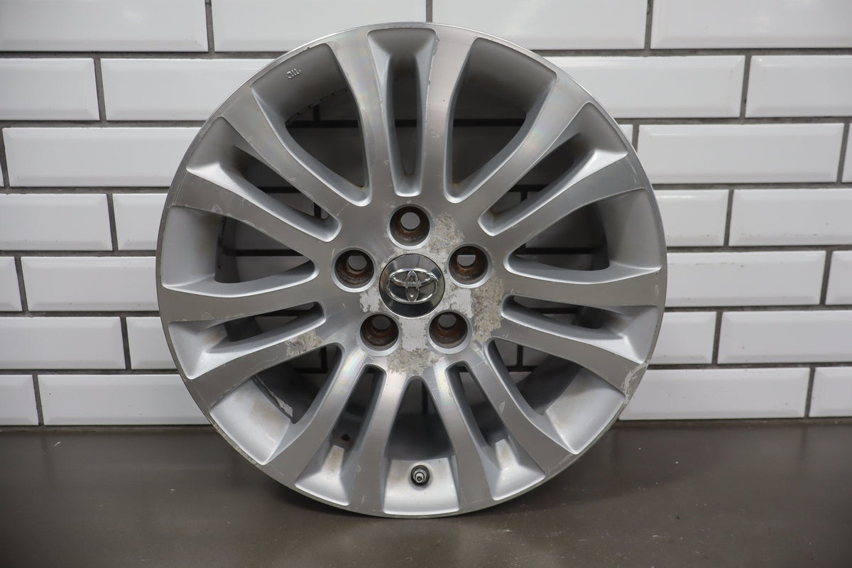 2010-2012 Toyota Sienna OEM 17x7 Split Spoke Alloy Wheel | Corrosion