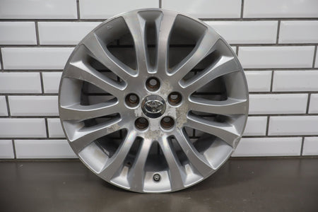 2010-2012 Toyota Sienna OEM 17x7 Split Spoke Alloy Wheel | Corrosion