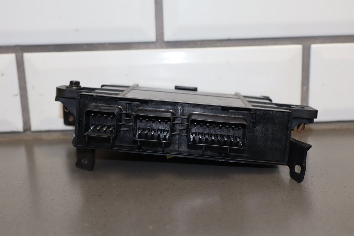 2010-2013 Chevrolet Corvette C6 Keyless Entry RFID Module 25971235