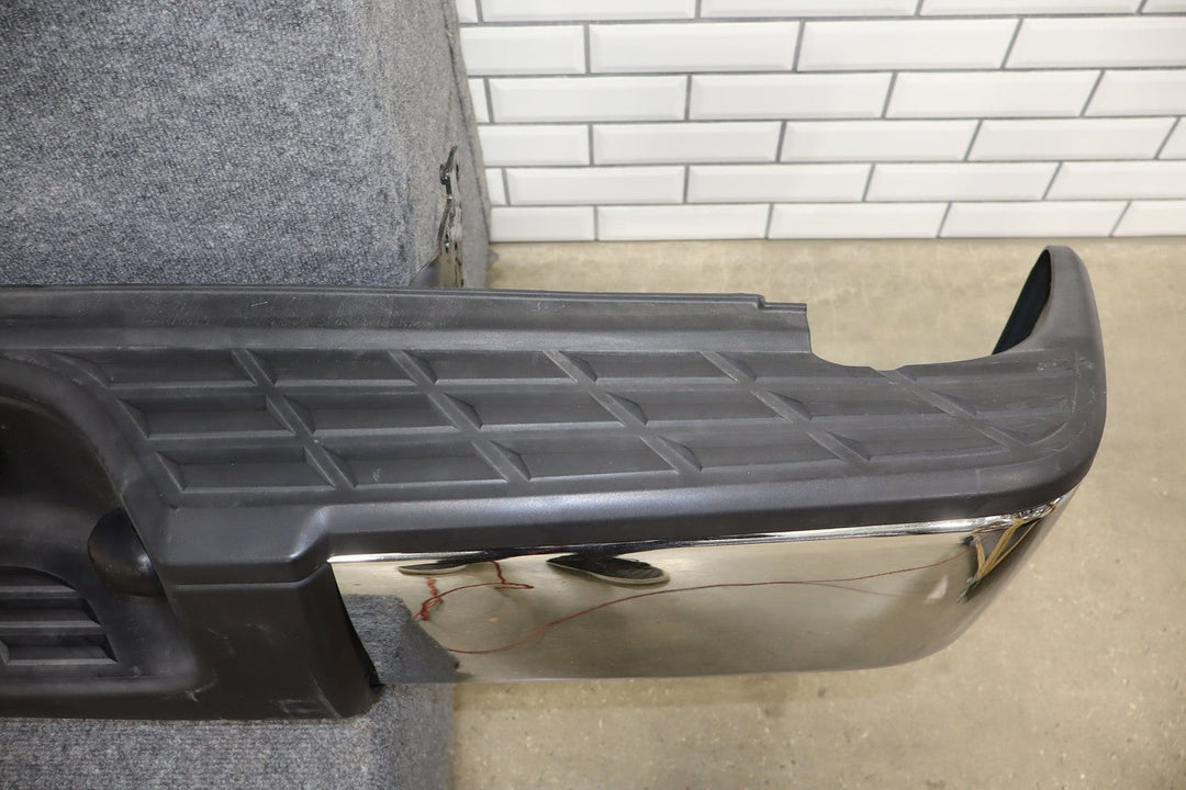 2010 - 2013 Chevrolet Silverado 1500 Rear Bumper White 50U