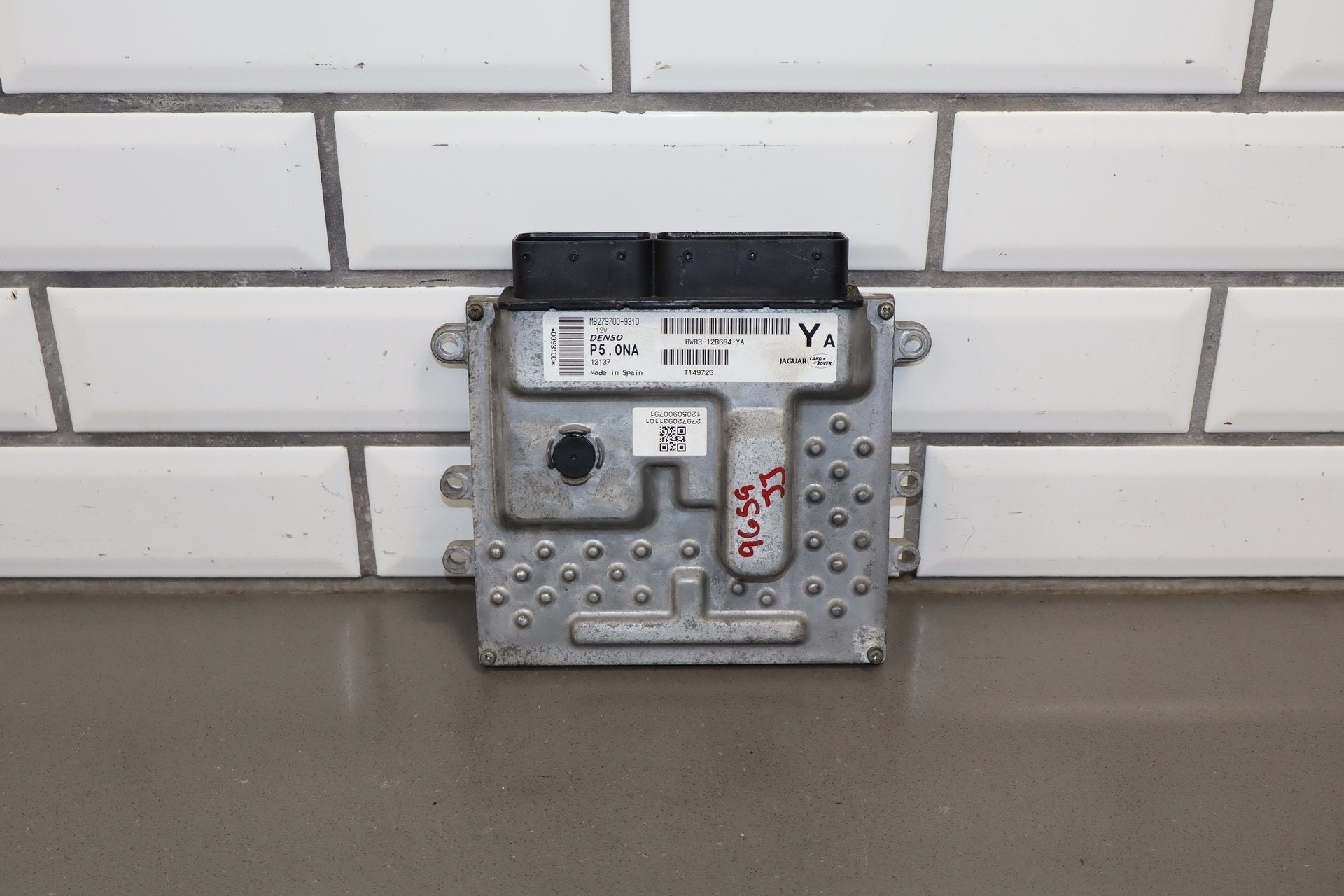 2010-2013 Jaguar XJ 5.0LL Engine Computer