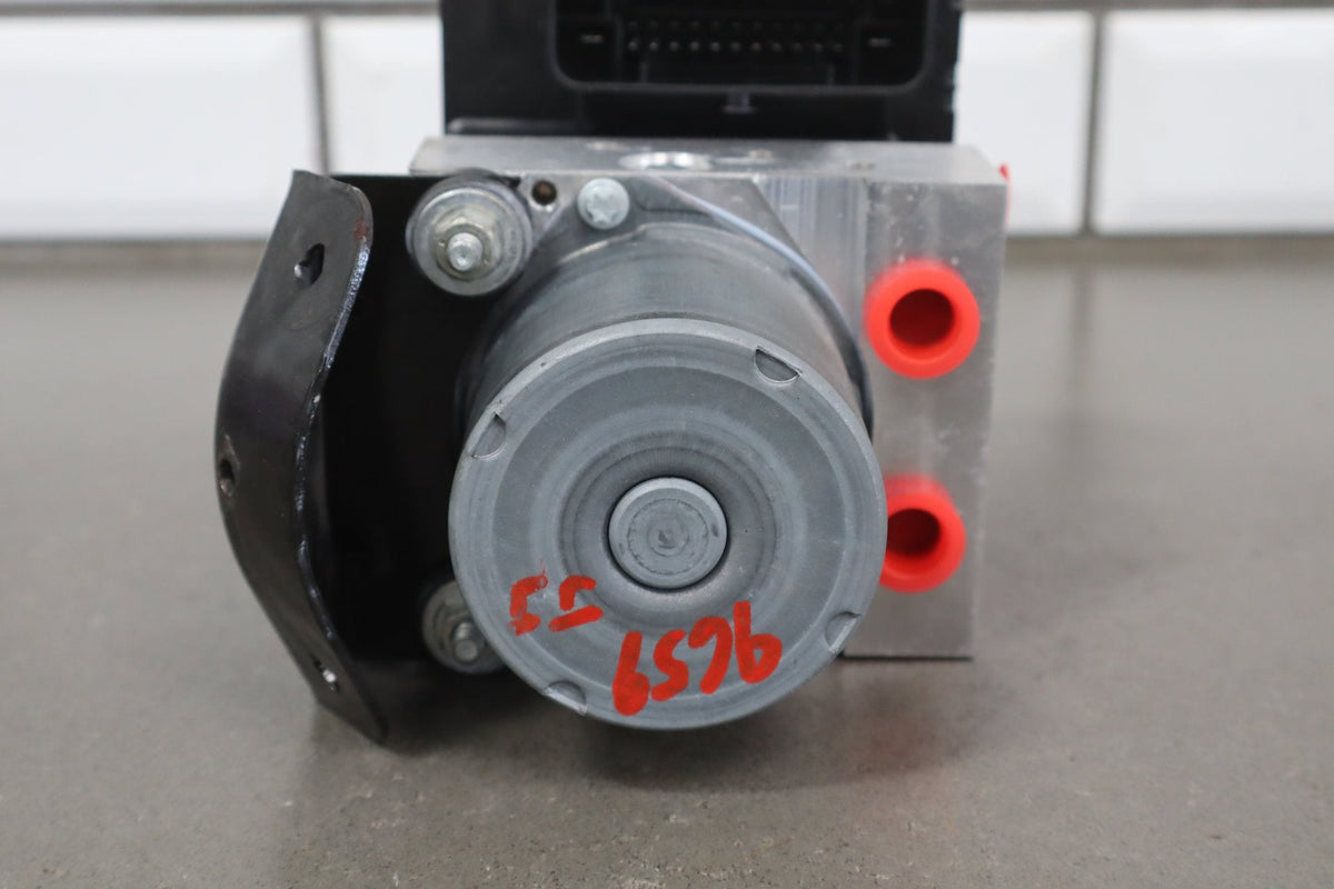 2010-2013 Jaguar XJ ABS Brake Unit OEM