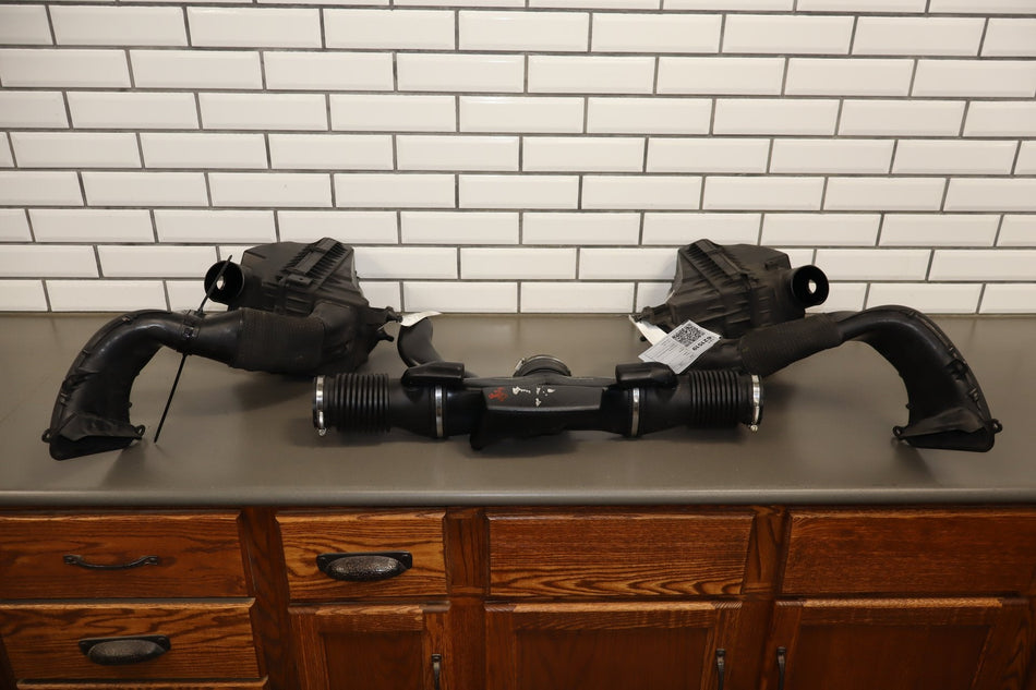 2010-2013 Jaguar XJ Air Cleaner OEM