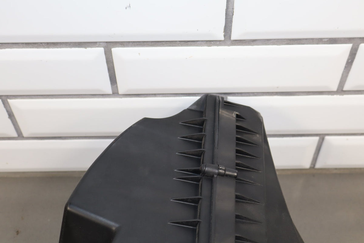 2010-2013 Jaguar XJ Air Cleaner OEM