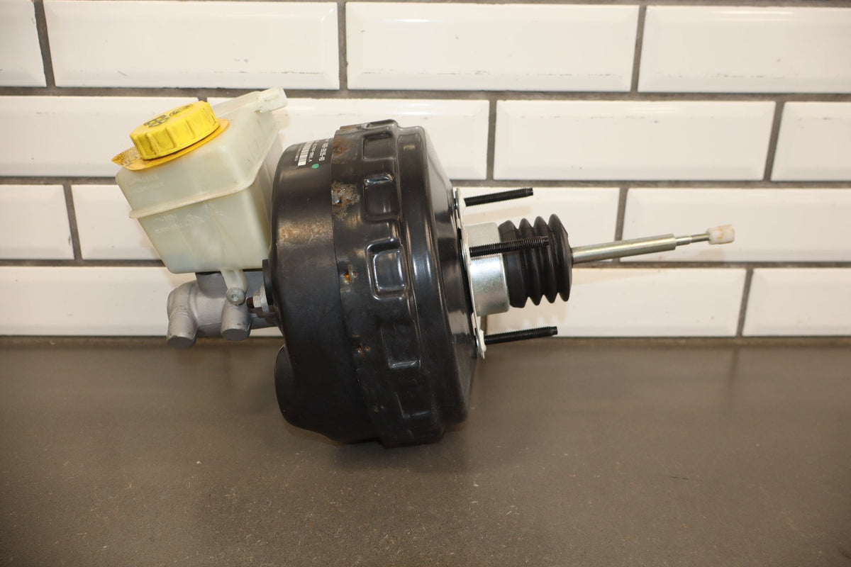 2010-2013 Jaguar XJ Brake Booster OEM