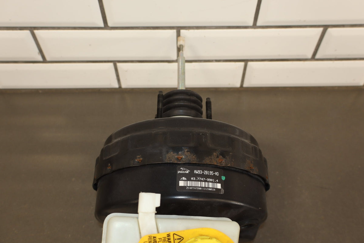 2010-2013 Jaguar XJ Brake Booster OEM