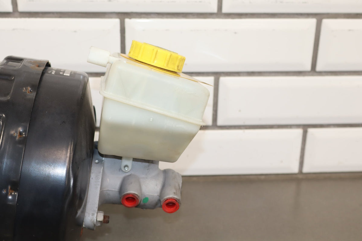 2010-2013 Jaguar XJ Brake Booster OEM