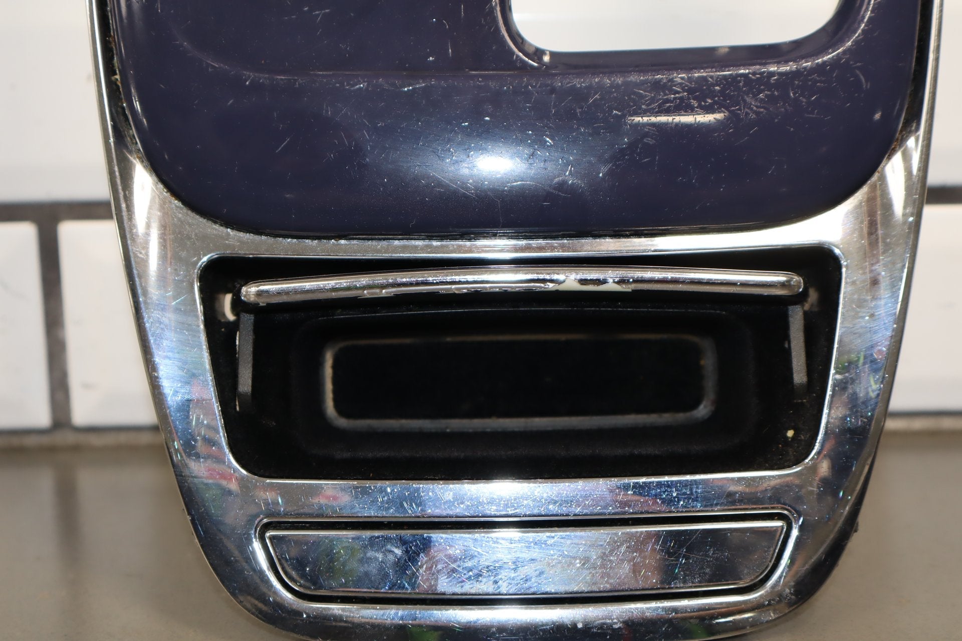 2010-2013 Jaguar XJ Centre Console Ivory IVNA