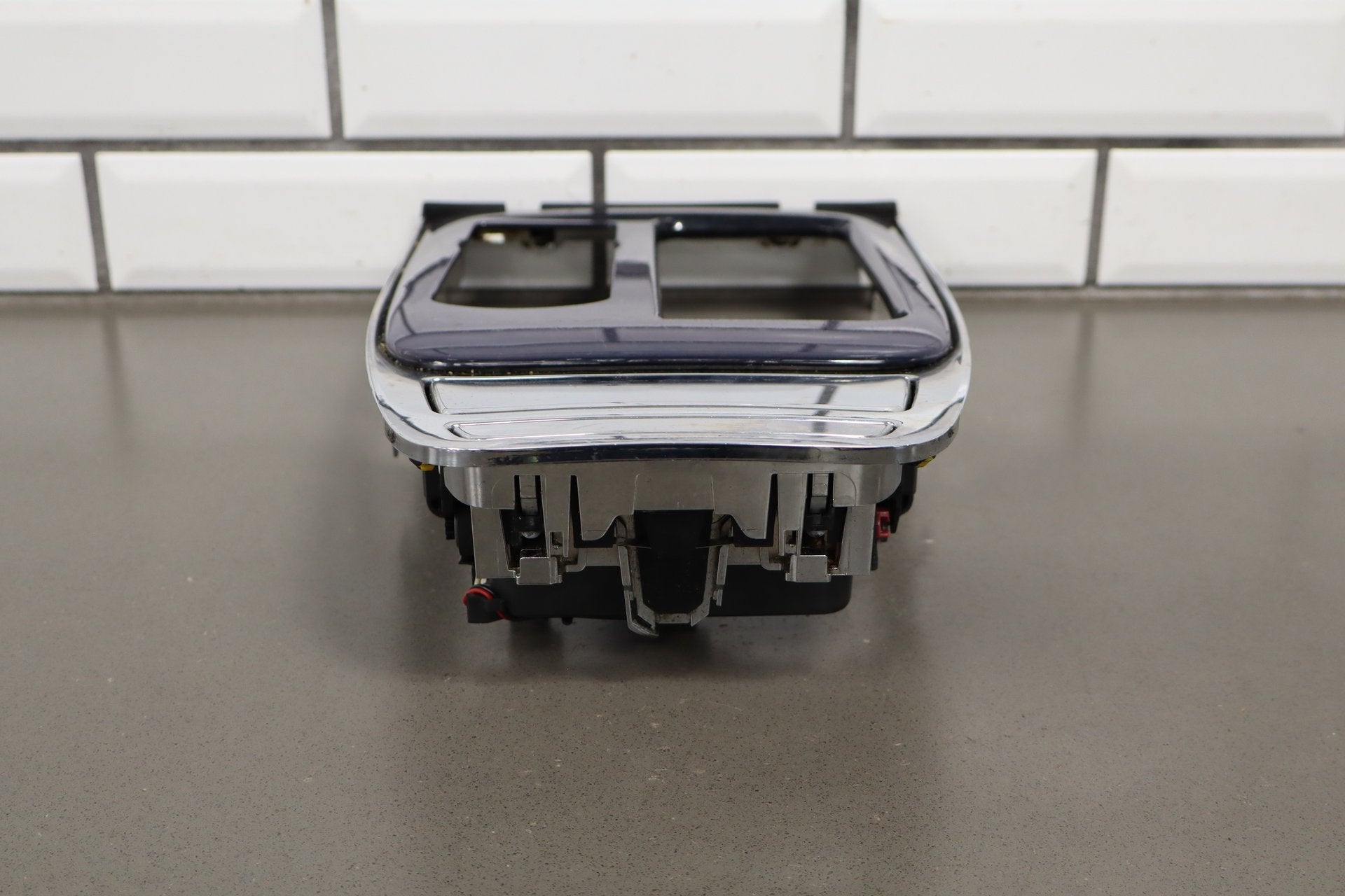 2010-2013 Jaguar XJ Centre Console Ivory IVNA