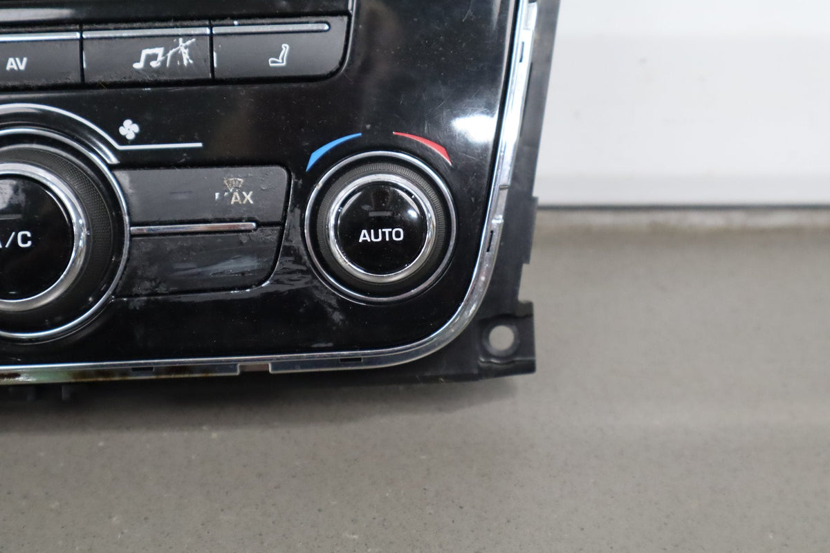2010-2013 Jaguar XJ Climate Control OEM