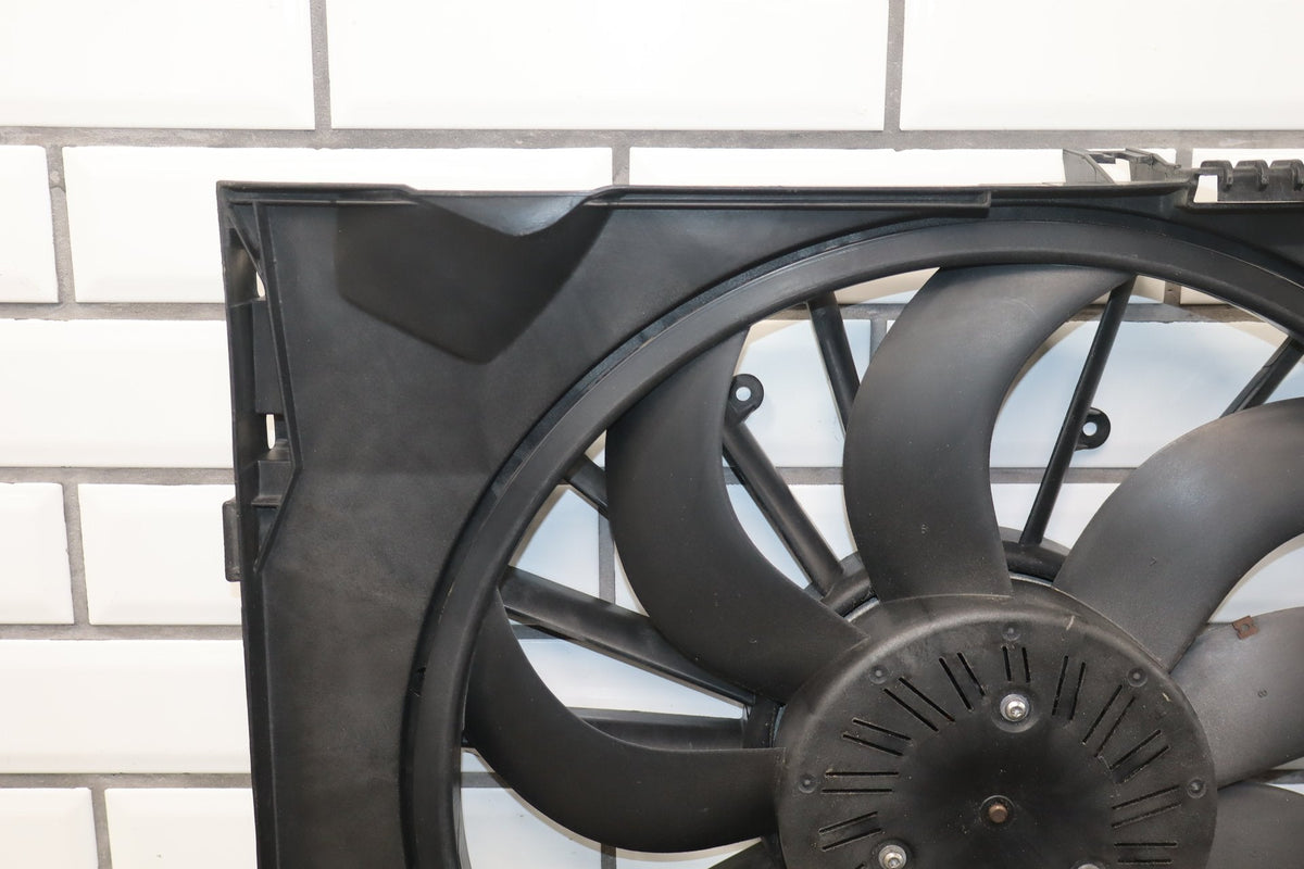 2010-2013 Jaguar XJ Cooling Fan OEM