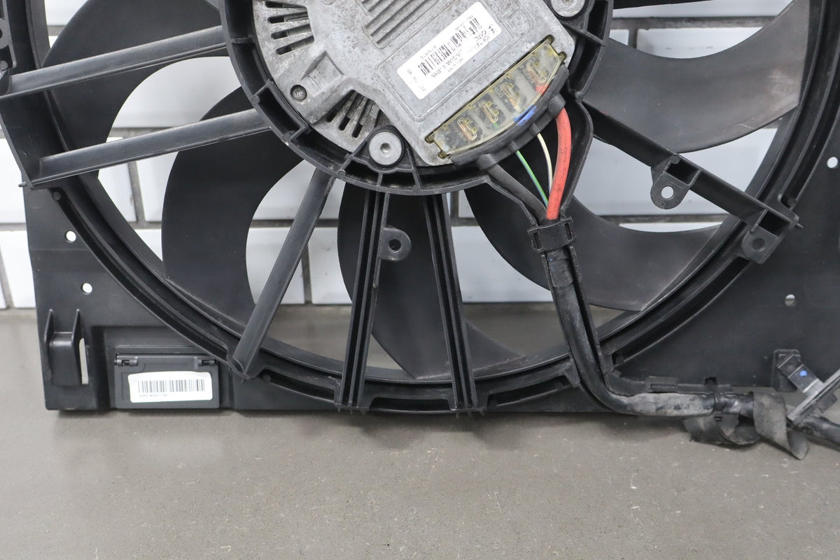 2010-2013 Jaguar XJ Cooling Fan OEM