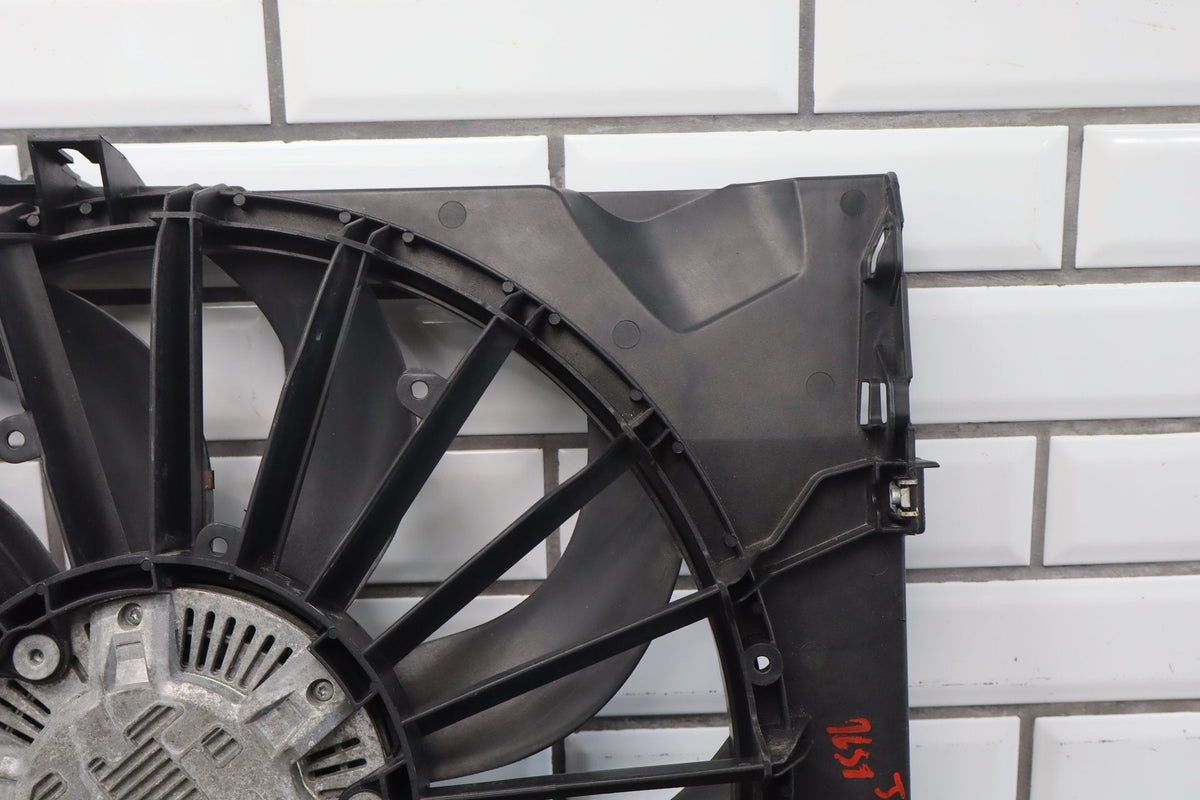 2010-2013 Jaguar XJ Cooling Fan OEM