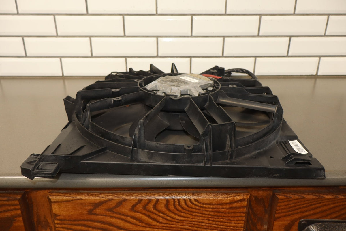 2010-2013 Jaguar XJ Cooling Fan OEM