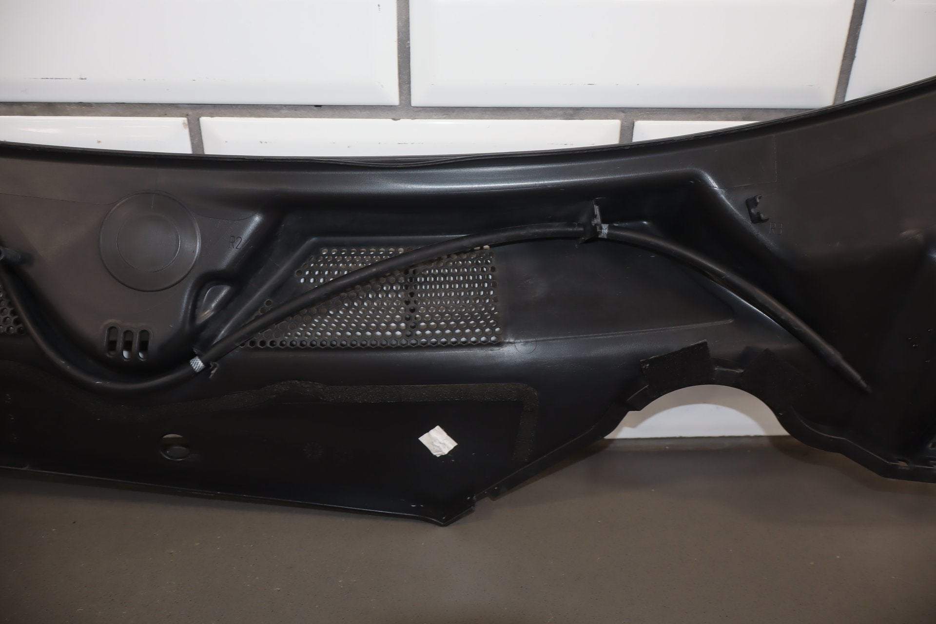2010-2013 Jaguar XJ Cowl Vent Panel OEM