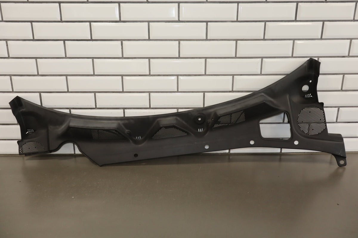 2010-2013 Jaguar XJ Cowl Vent Panel OEM