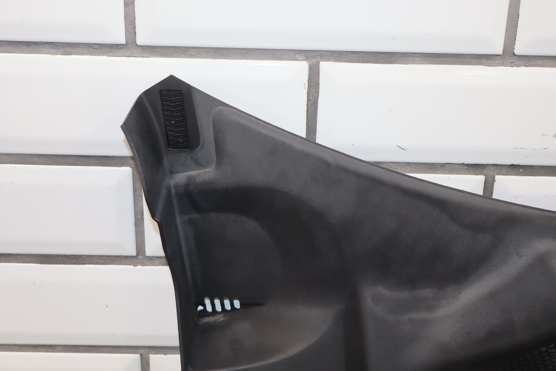 2010-2013 Jaguar XJ Cowl Vent Panel OEM
