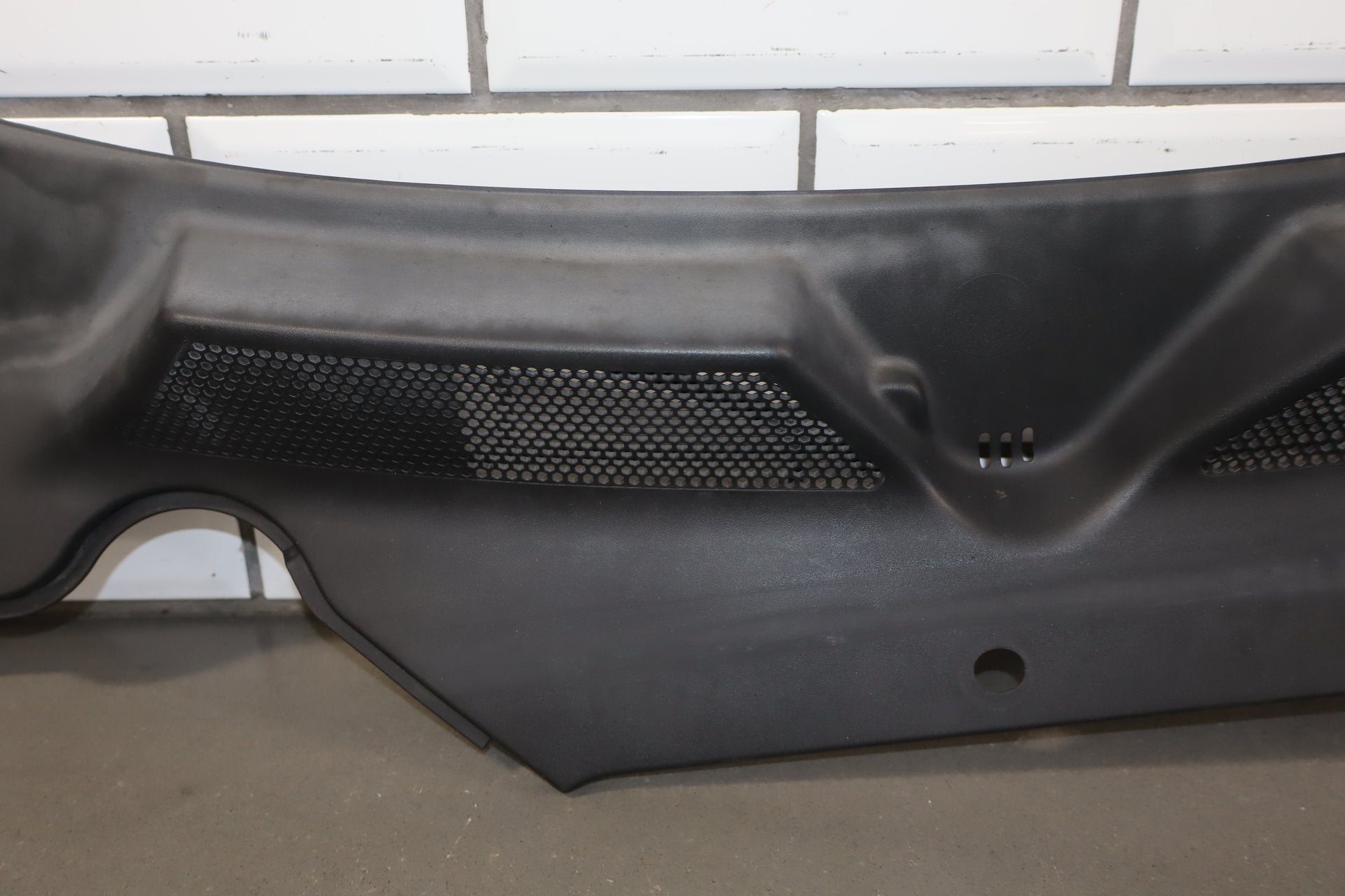 2010-2013 Jaguar XJ Cowl Vent Panel OEM