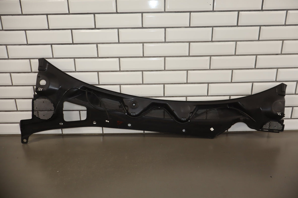 2010-2013 Jaguar XJ Cowl Vent Panel OEM