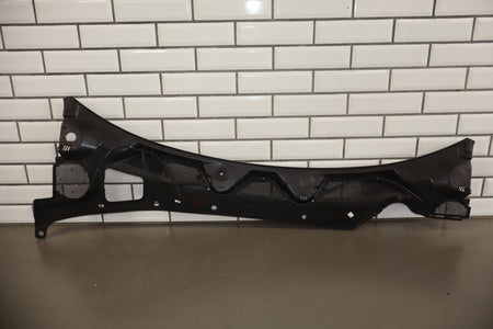 2010-2013 Jaguar XJ Cowl Vent Panel OEM