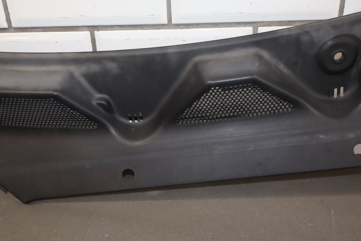 2010-2013 Jaguar XJ Cowl Vent Panel OEM