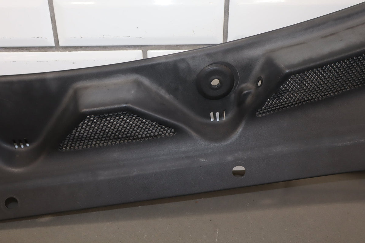 2010-2013 Jaguar XJ Cowl Vent Panel OEM