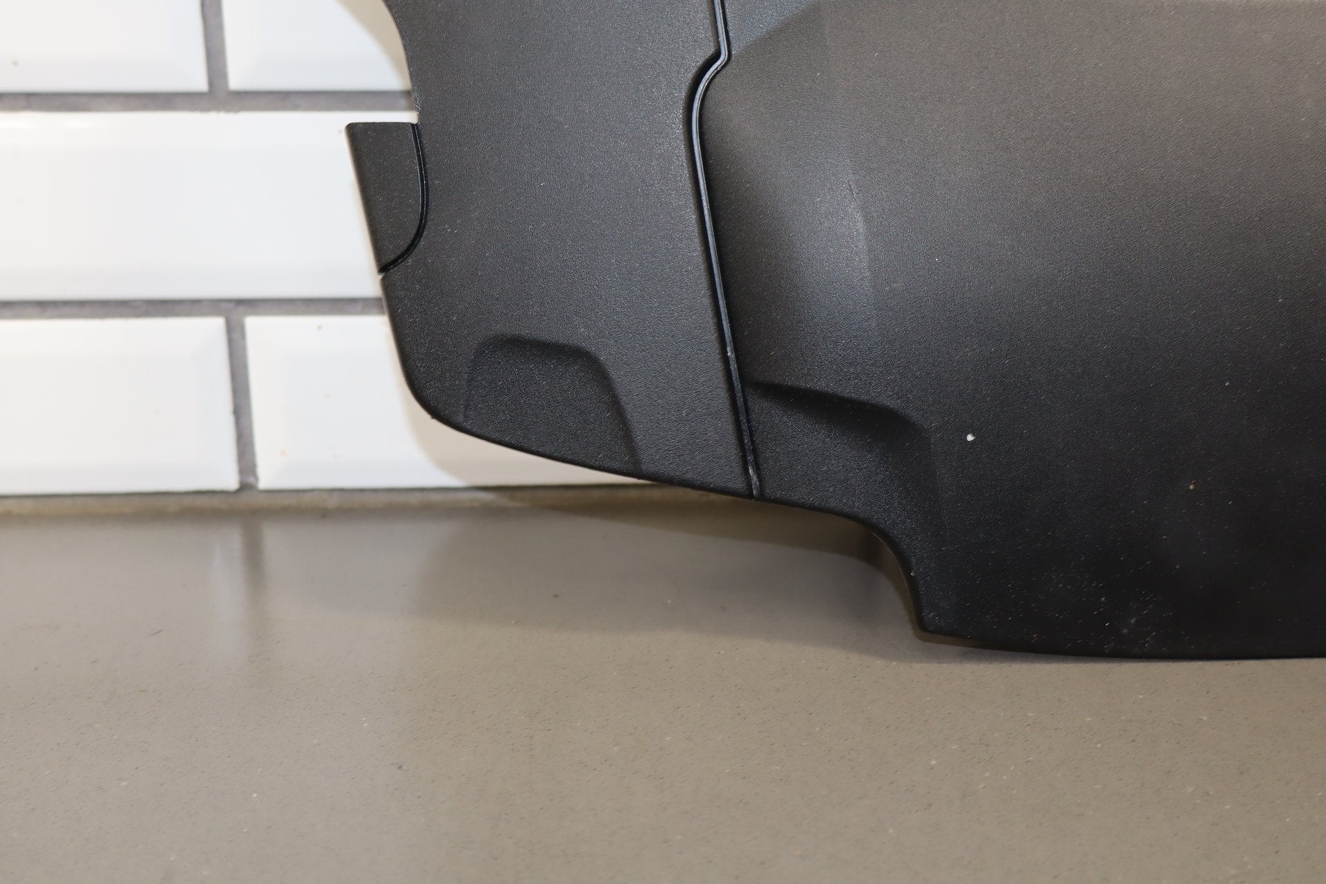 2010-2013 Jaguar XJ Engine Cover OEM