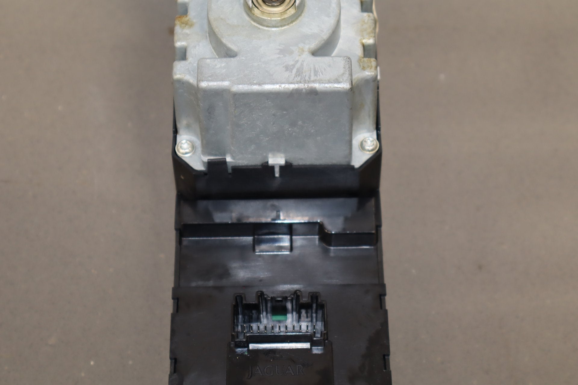 2010-2013 Jaguar XJ Floor Shifter OEM