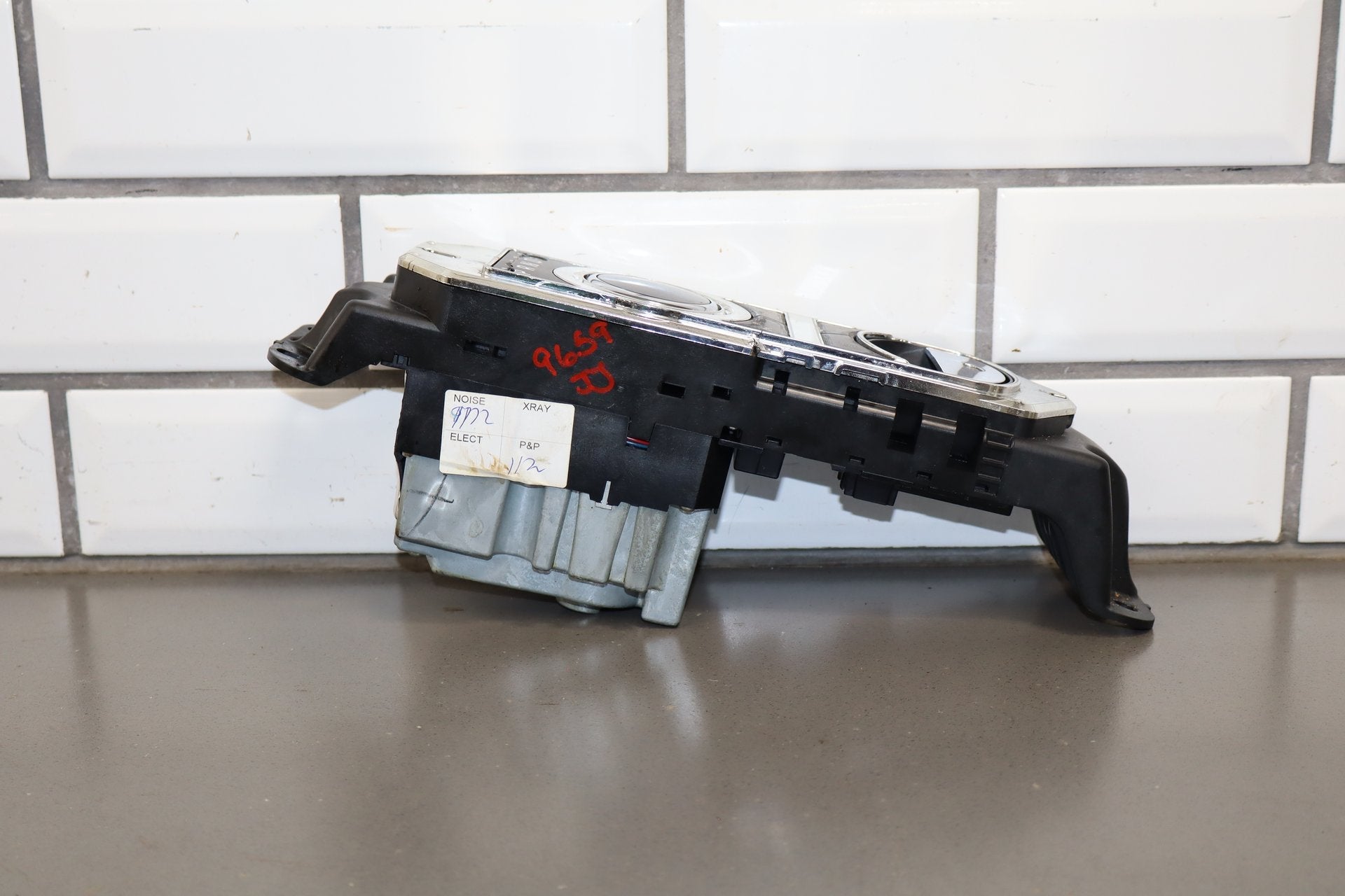 2010-2013 Jaguar XJ Floor Shifter OEM