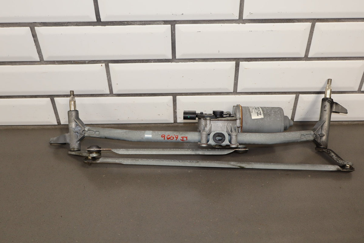 2010-2013 Jaguar XJ Front Wiper Motor OEM