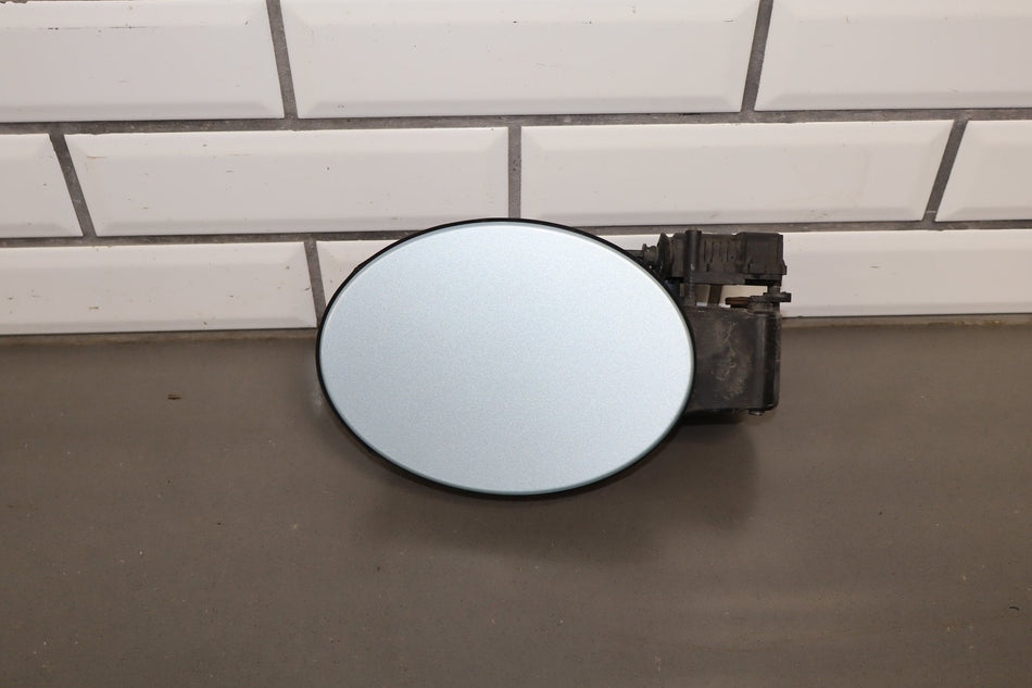 2010-2013 Jaguar XJ Fuel Filler Door Rhodium Silver RDSL