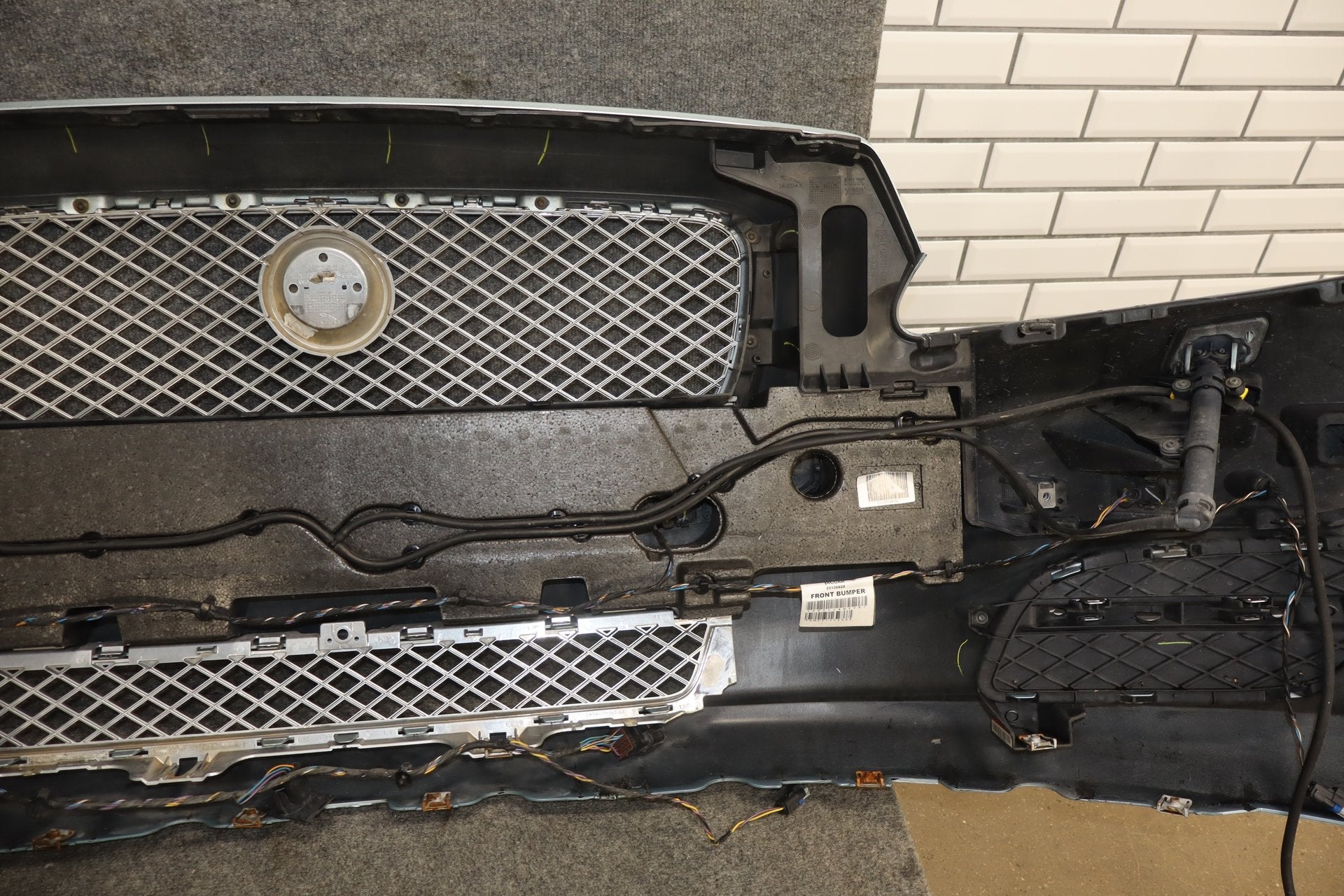 2010-2013 Jaguar XJ L Portfolio Front Bumper Rhodium Silver RDSL