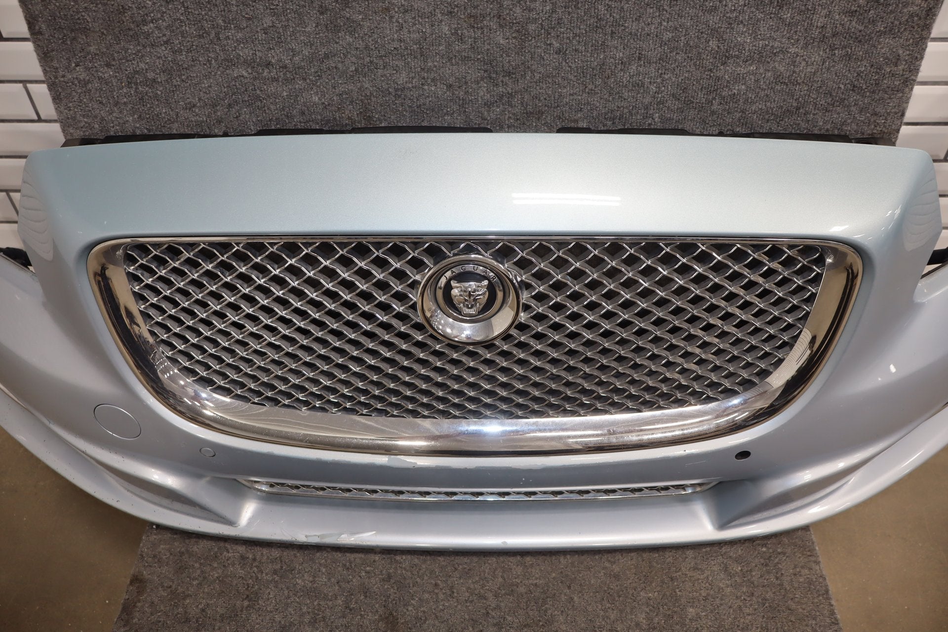 2010-2013 Jaguar XJ L Portfolio Front Bumper Rhodium Silver RDSL